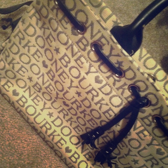 Dooney & Bourke Handbags - SOLD!!!!!!!!!!!!!!Dooney and Bourne genuine purse