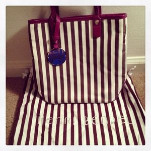 Authentic Henri Bendel handbag