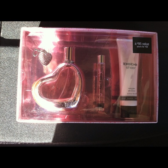 Perfume set