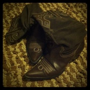 Rampage chocolate cowboy boots