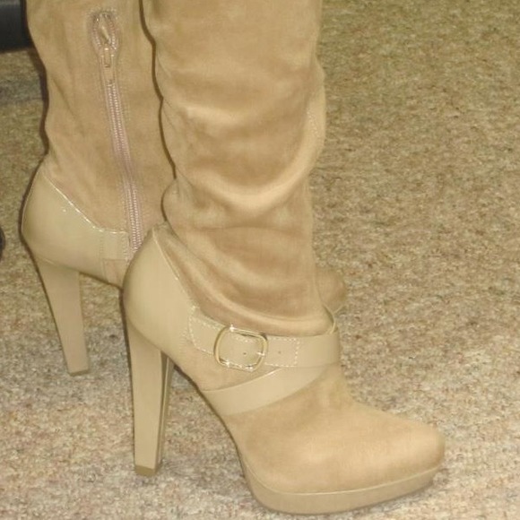 New above/below the knee suede boots - Picture 3 of 4