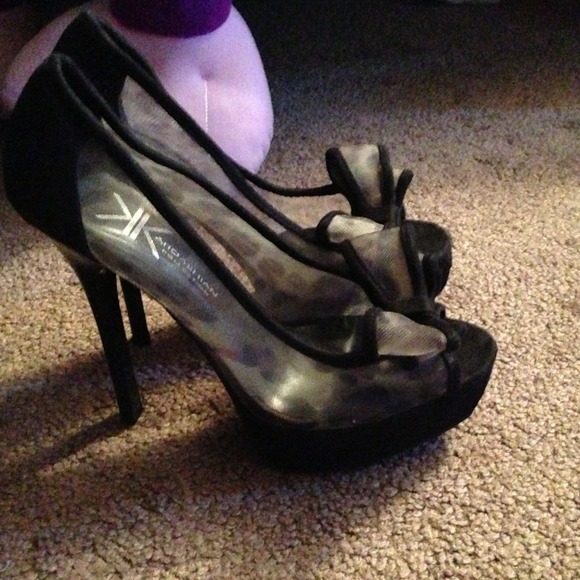 Kardashian heels - Picture 2 of 3