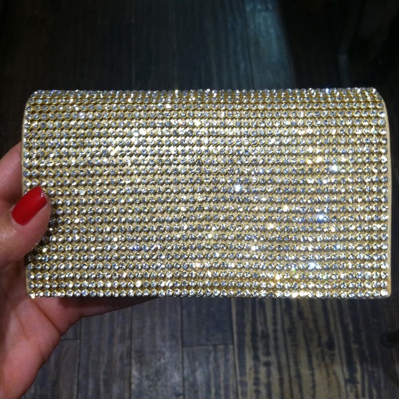 Gold clutch