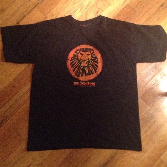 The Lion King souvenir  shirt