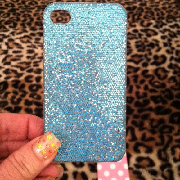 iPhones 4/4s cases, gently used - Picture 3 of 4