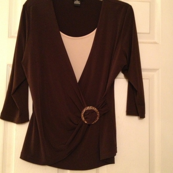 *** SOLD ***Cute Brown and tan top. Size: Large