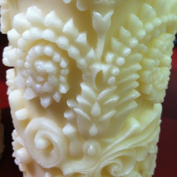 Cream candles - Picture 2 of 2