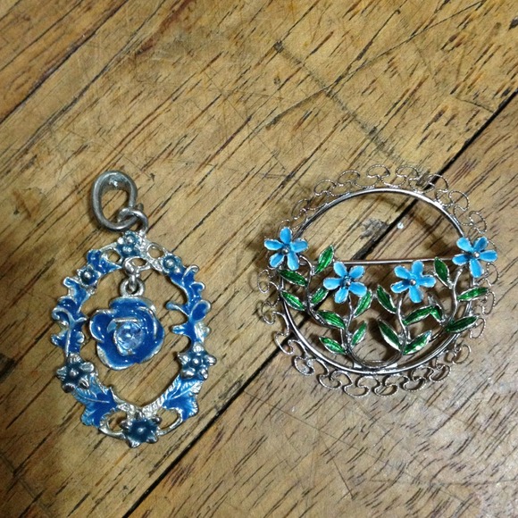 Blue flower pendant and brooch