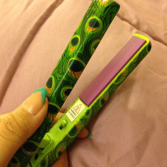 Mini straightener! - Picture 2 of 2