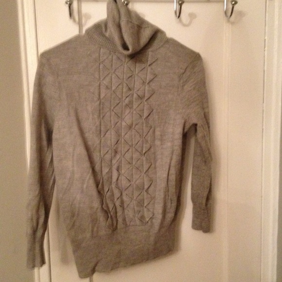 Reserved DVF Soyala Turtleneck grey