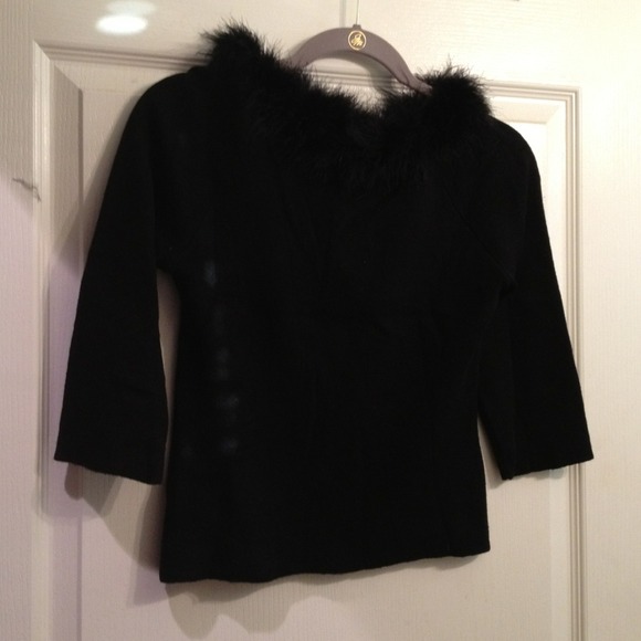 SOLD***Vintage style black feathered collar top