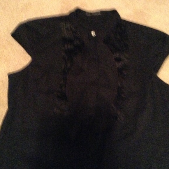 ⛔SOLD⛔⬇Reduced⬇Express black shirt - Picture 2 of 3