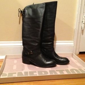 Brand: BCBG, style: BG-ADRY, almost new