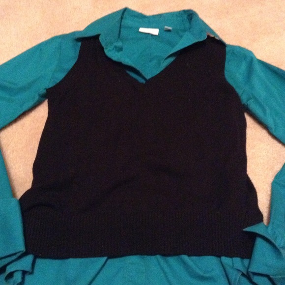 ⭐SOLD⭐ Express Black Sweater Vest - Picture 1 of 2