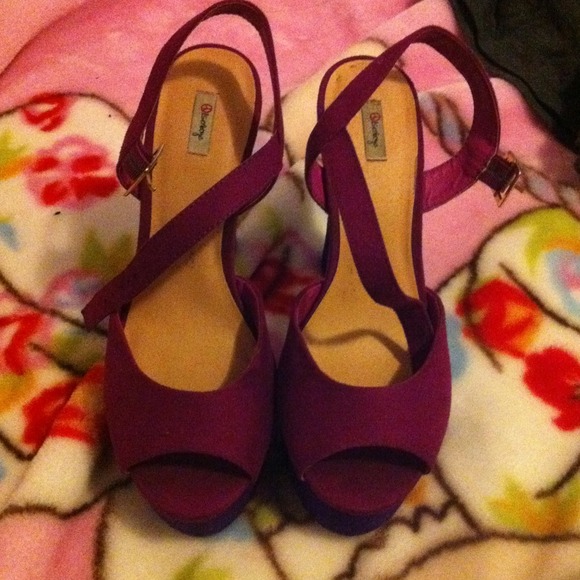 *SOLD***Color block heels FINAL DISCOUNT - Picture 3 of 4