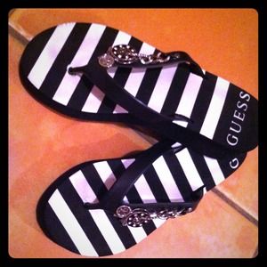 Guess sandals