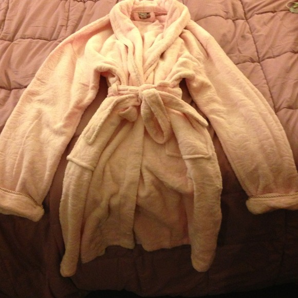 Pink long bath robe - Picture 1 of 1
