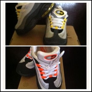 Toddler air max bundle ! Reserved !