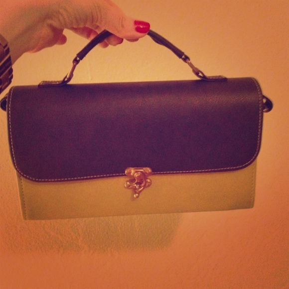 Vintage handbag - color dark brown &  Mustard .