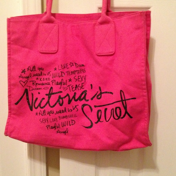 Bundled... Tote and maxi