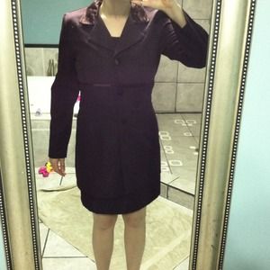 Dark Purple size 7 Fashion Bug suit style dress.