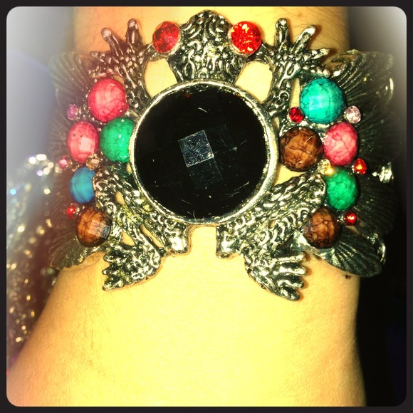 Bracelet - Picture 1 of 1