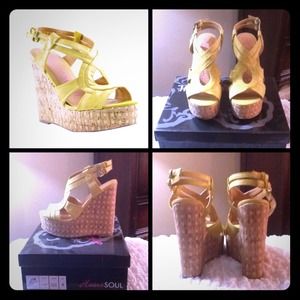 New HeartSoul platforms yellow burnish size 6