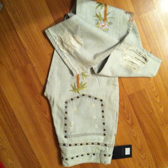 β¬HOST PK 8/23πΉ6/1Auth.Dolce&Gabbana..RARE!.RARE!. - Picture 2 of 7