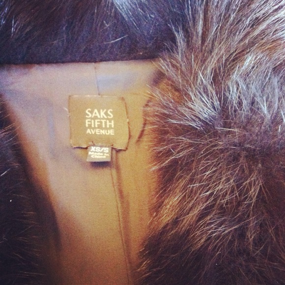 Rabbit Fur Coat (black) Saks - Picture 3 of 3