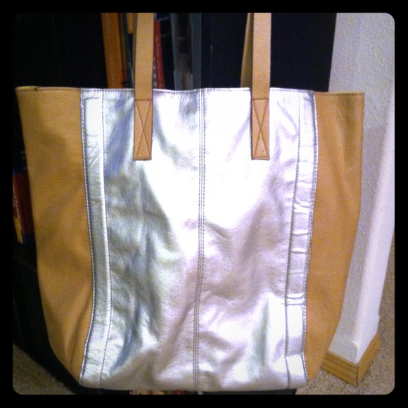 ⛔🚫SOLD @myhandz2yourz H&M Handbag🚫⛔⛔