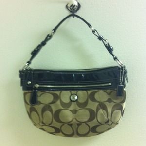 Coach purse. Never used