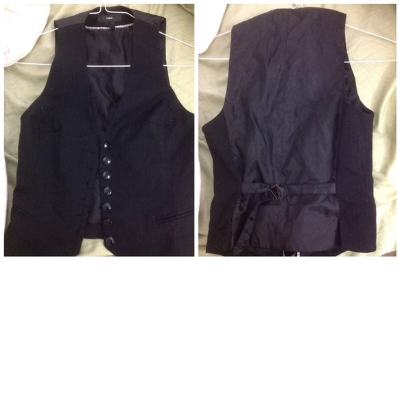 Black vest