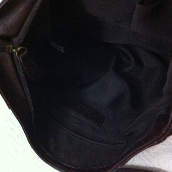 ❌SOLD❌Crossbody leather bag - Picture 2 of 4