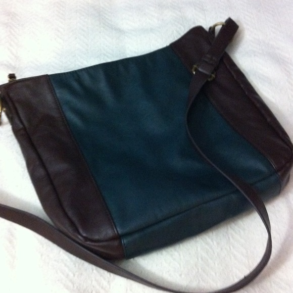 ❌SOLD❌Crossbody leather bag - Picture 3 of 4