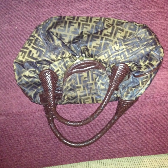 Faux Fendi handbag **traded w @ladycoutoure***