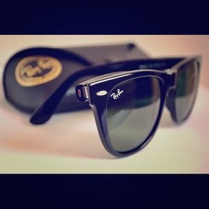 Ray Ban Wayfarer RB2140 901 blk green lens 54mm