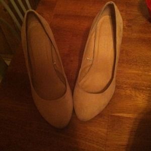 Forever 21 nude suede heels. Size 7. Worn once