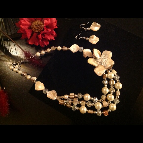 💥💥*Reduced price !!!! Statement  *Necklace set