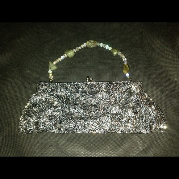 Carolee Clutch - Picture 1 of 1
