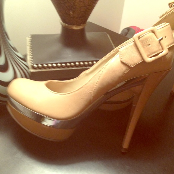 Michael Antonio stilettos