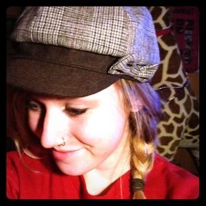 💲REDUCED❗Adorable bow detail tweed hat