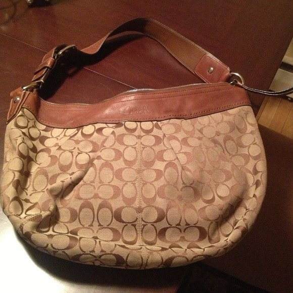 Coach Handbags - Coach Large Kaki Hobo Purse