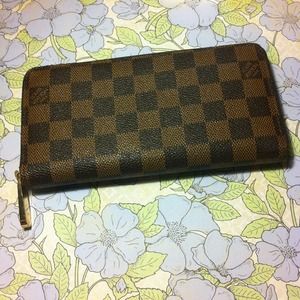 Louis Vuitton Wallet