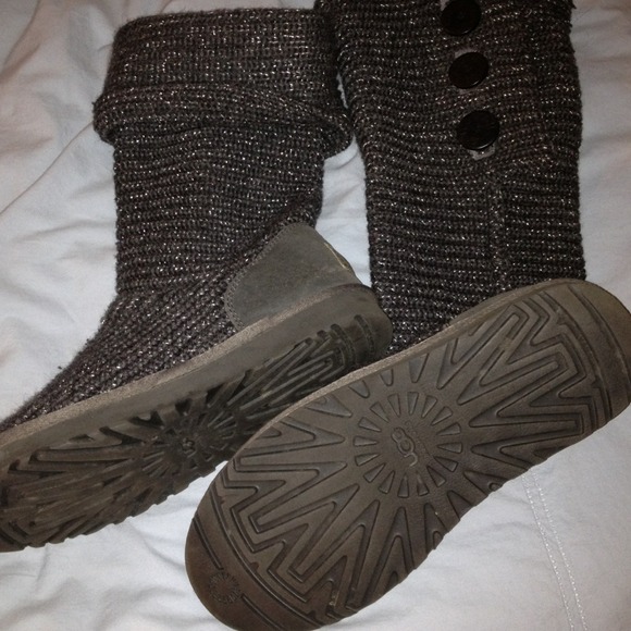 SOLD!!! Ugg cardy boots
