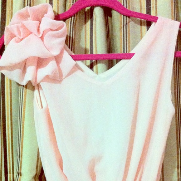 Traded! pink chiffon dress with flower accent