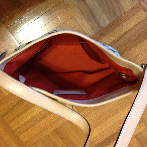 Coach Handbag - Picture 3 of 4