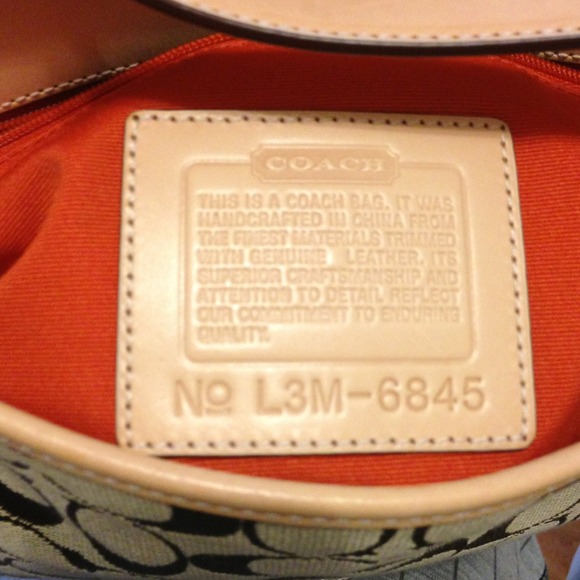 Coach Handbag - Picture 4 of 4