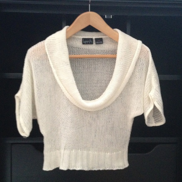 RESERVED Cute cream Kersh mesh sweater