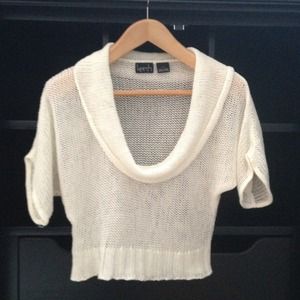 RESERVED Cute cream Kersh mesh sweater