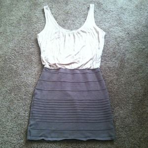Nude colorblock dress